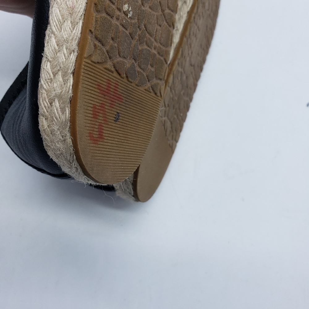 Frye and Co. espadrille flats Women US 7 Black faux leather cream raffia trim - Picture 9 of 11